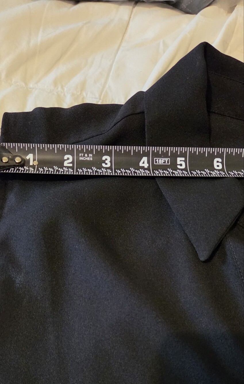 Sleeveless Button-Front Women's Top - Black - Picture 8 of 9